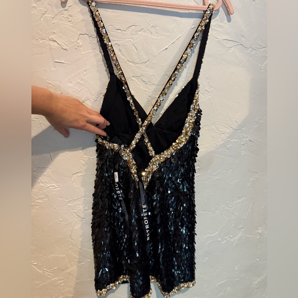 Retrofete NEW W/ TAGS Hand Sequined Women’s Mini Dress size X-Small - Picture 3 of 7